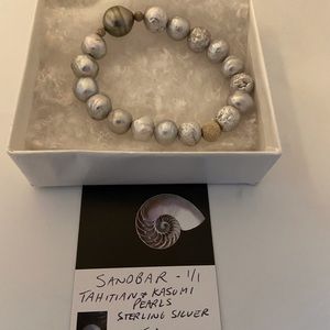 Bracelet Tahitian and Kasumi pearls and sterling silver.